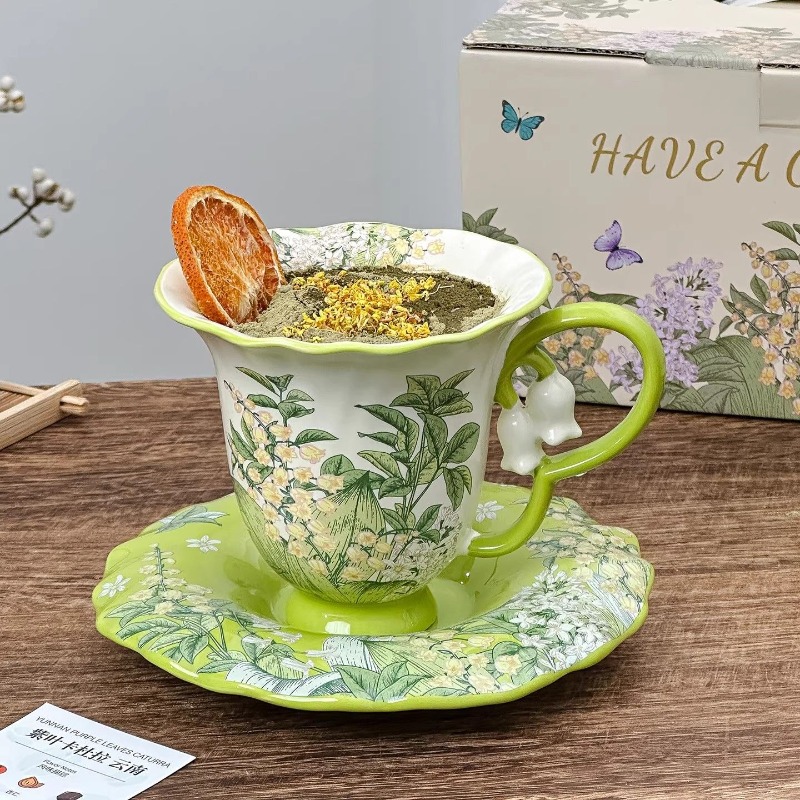 Lily of the valley blooming af - Chamomile Tea 评论和价格